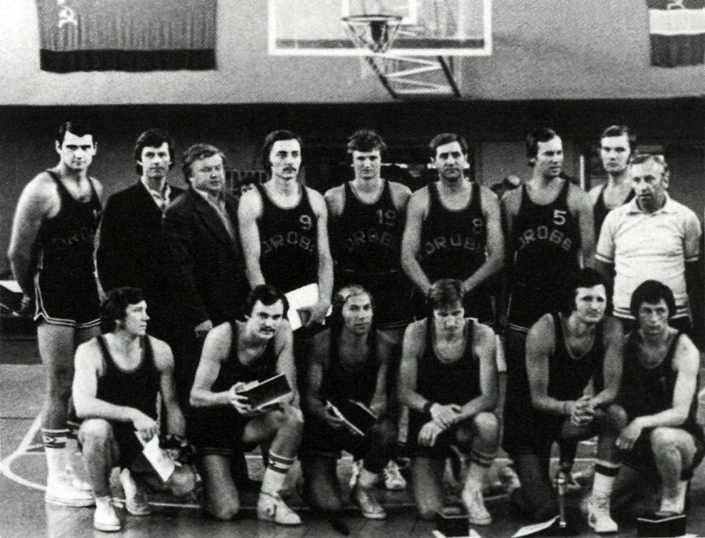 Kauno Drobė – Lietuvos krepšinio čempionė (1978). Klūpi iš kairės: E. Krinevičius, M. Arlauskas, S. Karvauskas, V. Masalskis, A. Linkevičius, G. Rudminas; stovi: G. Budnikas, E. Vaišnoras, A. Autukas, V. Lukoševičius, S. Jovaiša, R. Biškys, A. Zdanavičius, A. Šidlauskas, P. Gedžius
