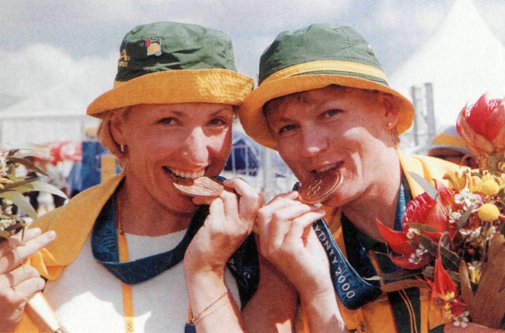 K. Poplavskaja ir B. Šakickienė – Sidnėjaus olimpinių žaidynių bronzos medalininkės (2000)
