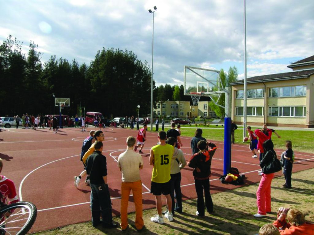 Ignalinos gimnazijos sporto aikštynas