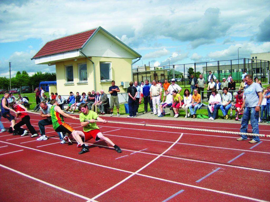 Akimirkos iš Seniūnijų sporto žaidynių (2008)