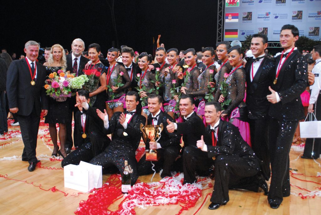 KU Lotynų Amerikos šokių ansamblis Žuvėdra‑1 – 2009 Europos čempionas