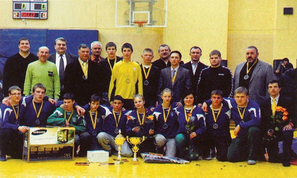 Sporto klubo Dvikova imtynininkai – 2010 Lietuvos komandinio imtynių čempionato laimėtojai