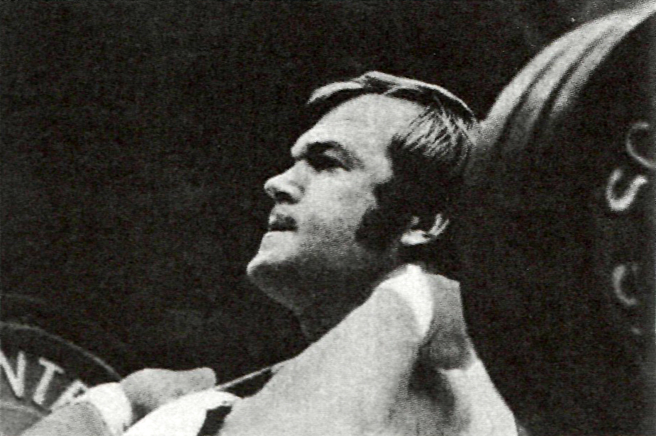 B. Mačernis – 1975 SSRS sunkiosios atletikos dvikovės čempionas ir tautų spartakiados laimėtojas