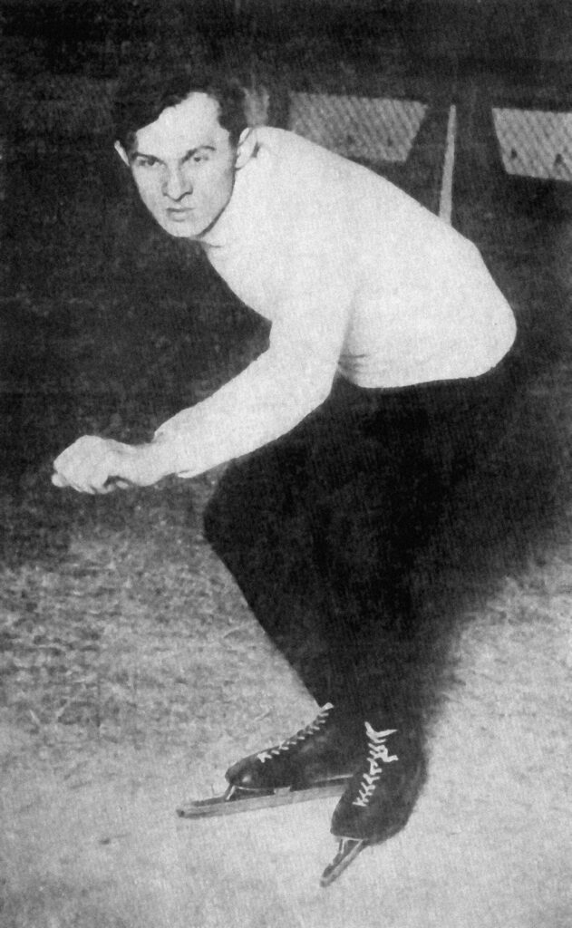 Kęstutis Bulota čiuožia pačiūžomis ledu